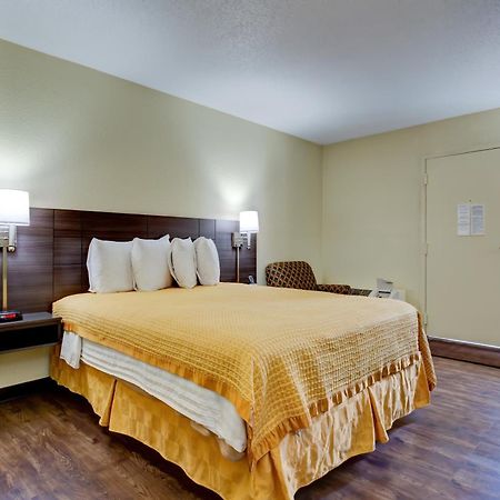 Continental Inn - Шарлотт Экстерьер фото