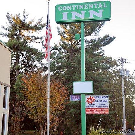 Continental Inn - Шарлотт Экстерьер фото